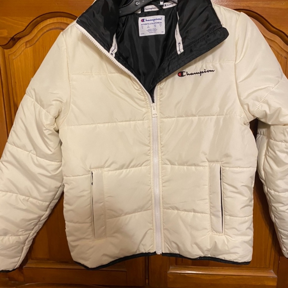 Champion women’s cream puffer jacket new - Picture 1 of 5
